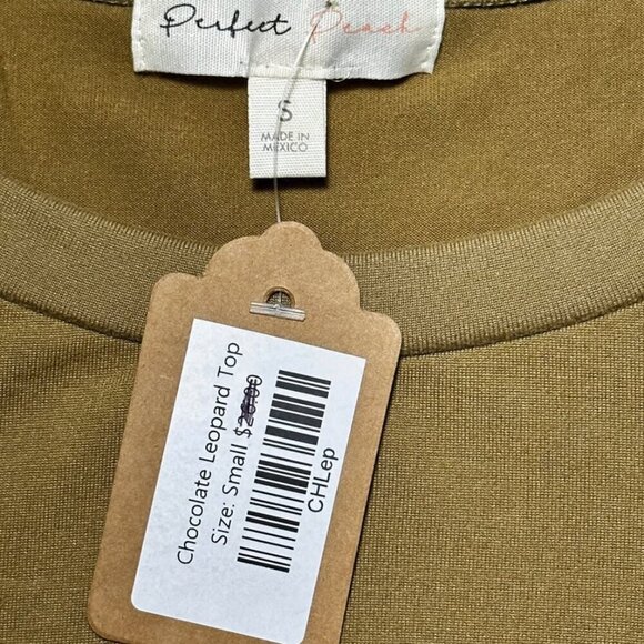 NWT Perfect Peach Color Block Contrast Print Top - Size Small​​​ - Picture 5 of 6